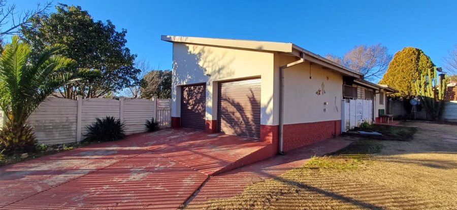 To Let 3 Bedroom Property for Rent in Panorama Free State